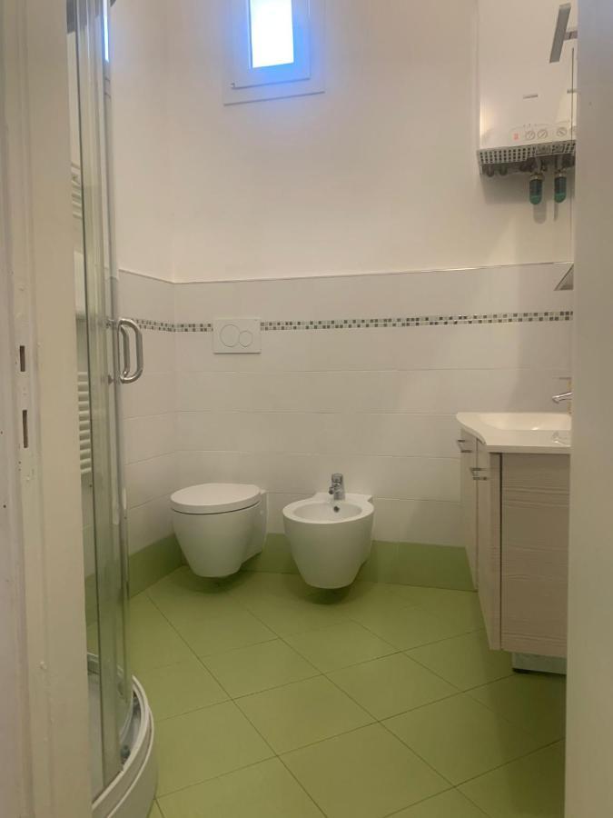 Odeon Apartment In Centro A Livourne Extérieur photo